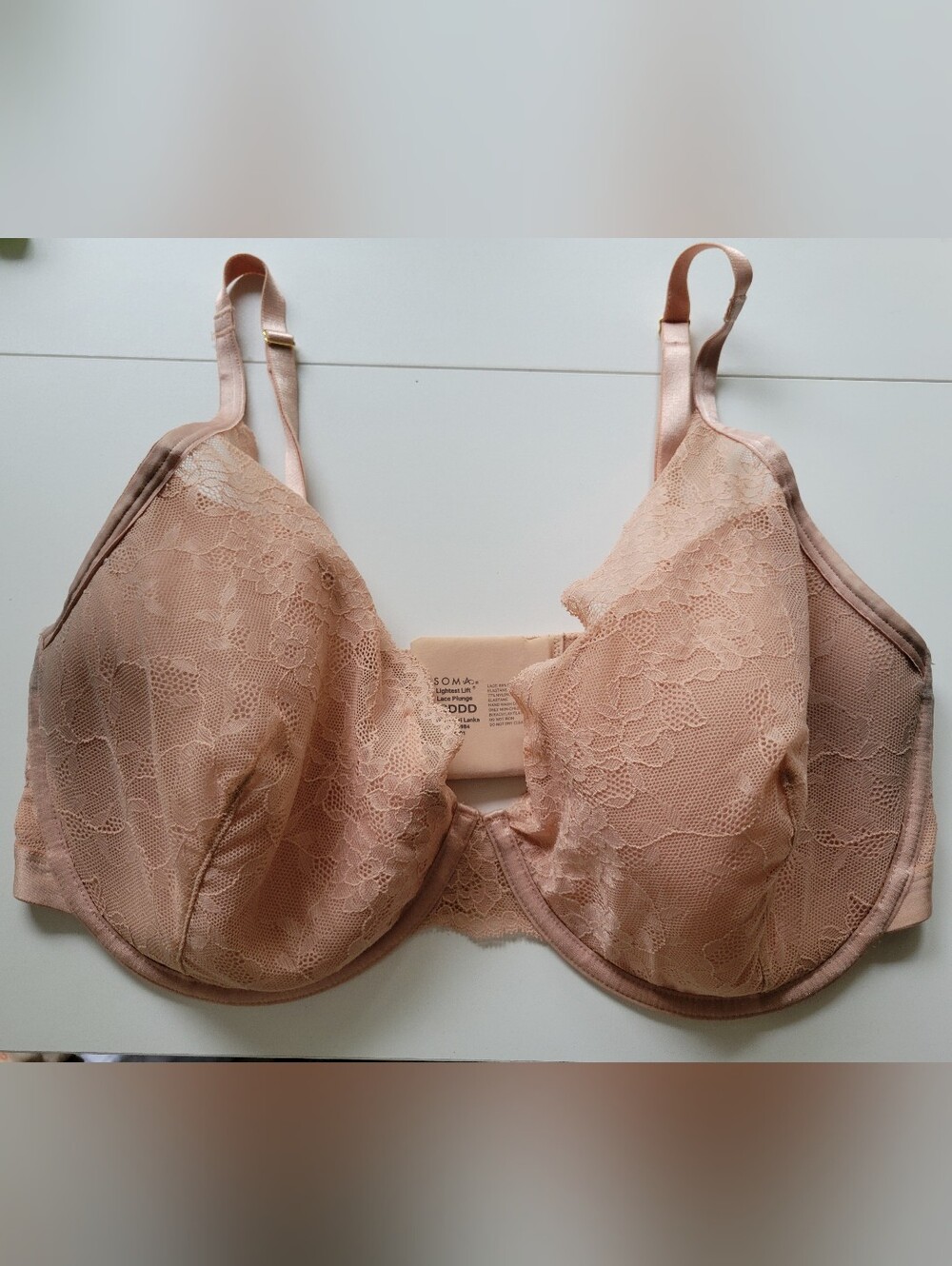 SOMA Lightest Lift Lace Plunge Bra 38DDD NWOT